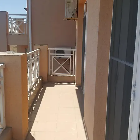Sunny Day 6 *